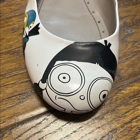 Marc Jacobs: Women's Bird Print Flats - Picture 5 of 7